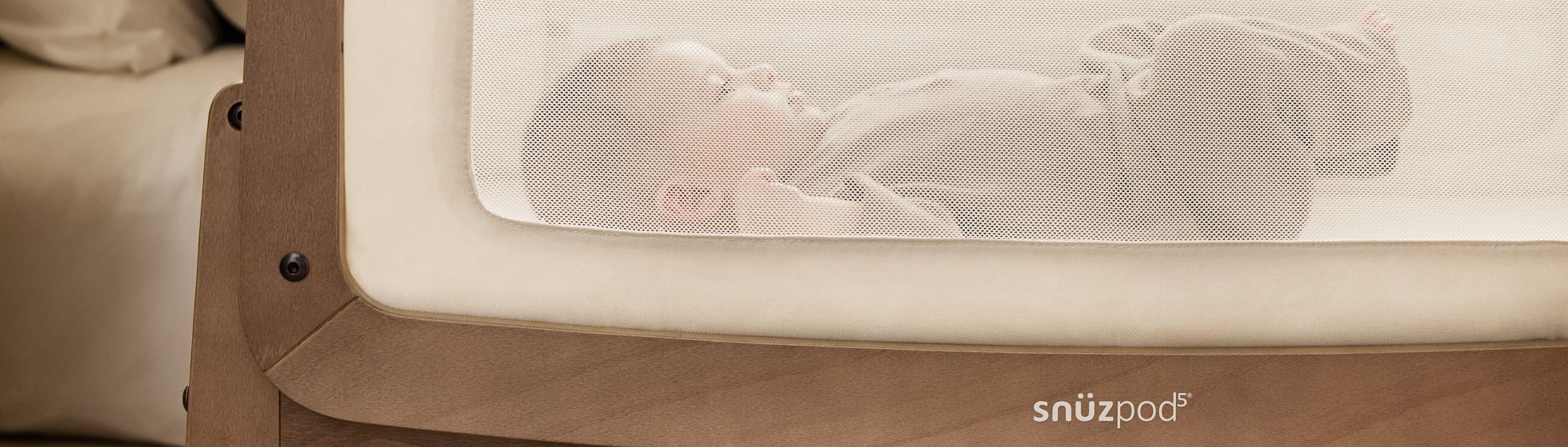 SnuzPod5 Bedside Bassinet