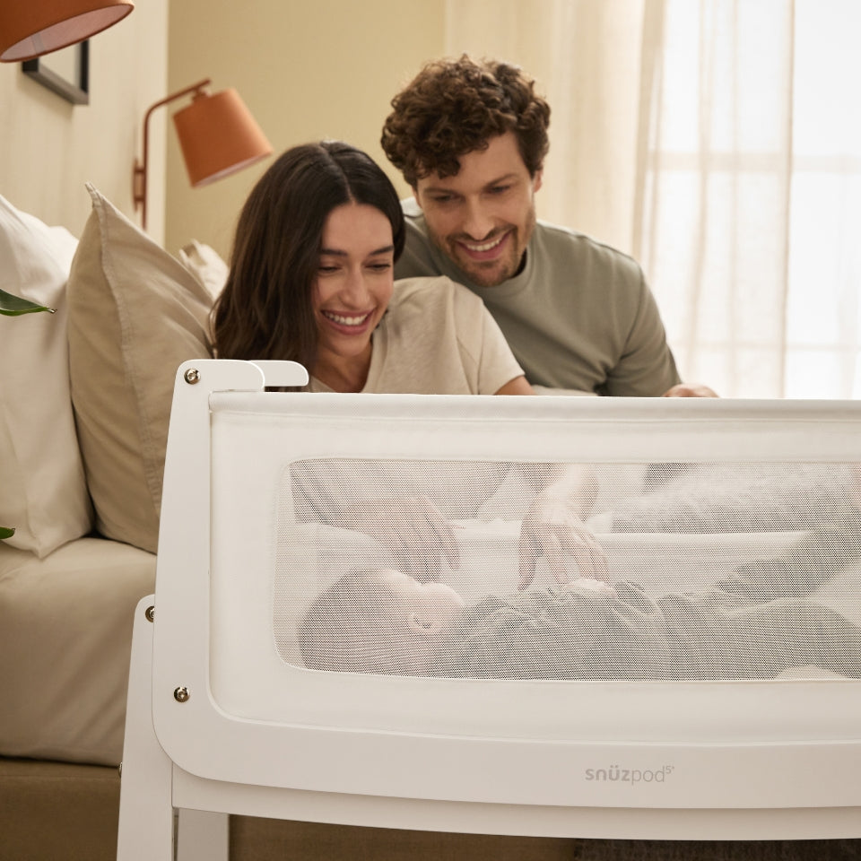 Choosing a Night Light for Your Nursery: What Color Light Helps Baby Sleep?