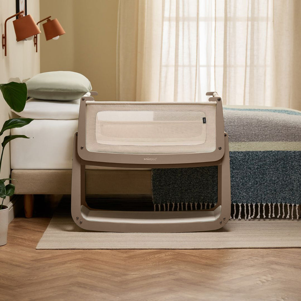 SnuzPod5 Bedside Bassinet Mocha