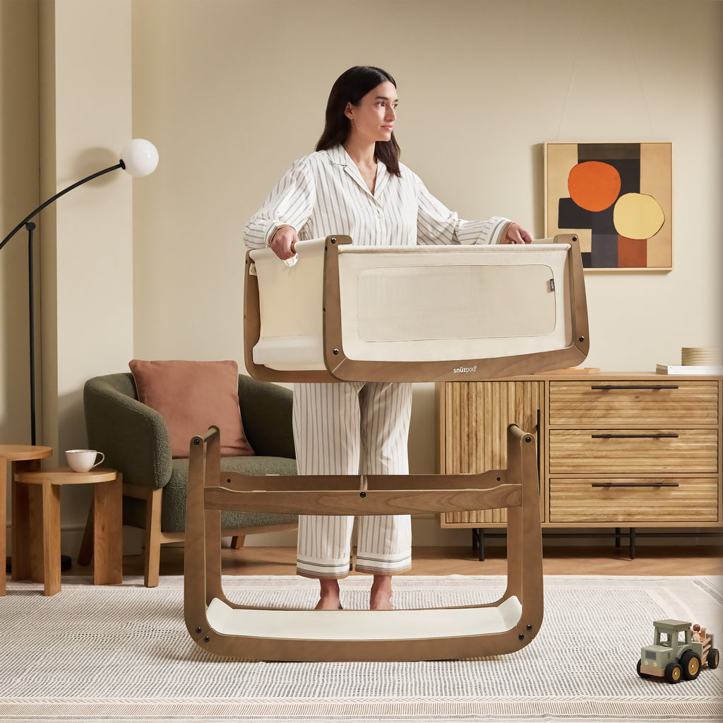 SnuzPod5 Bedside Bassinet Walnut