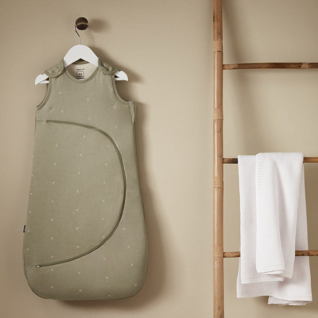 SnuzPouch 0-6 months, 2.5 Tog Sleeping Bag - Sage Cross