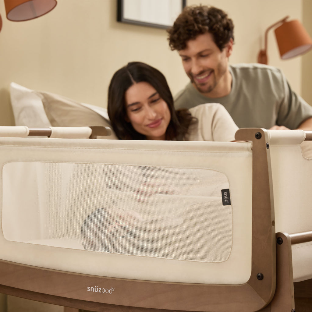 SnuzPod5 Bedside Bassinet Walnut